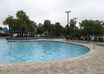 Unit at the Sheraton Broadway Plantation hotel thumbnail 7