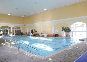 Unit at the Sheraton Broadway Plantation hotel thumbnail 8