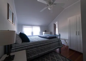 Aria & Mare Hamptons hotel thumbnail 5