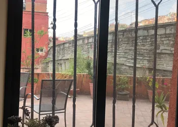 Las Cuatro Puertas hotel thumbnail 4