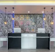 La Quinta Inn & Suites by Wyndham Corpus Christi Southeast hotel detail image 4