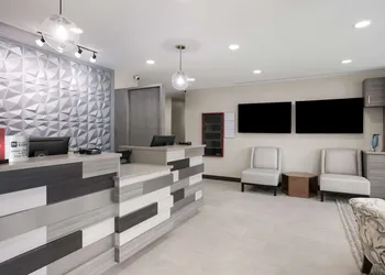 Executive Residency Bronx hotel thumbnail 5