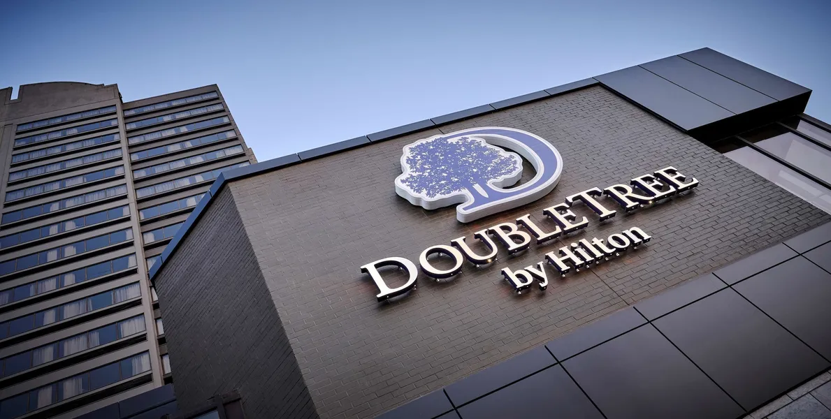 DoubleTree by Hilton Windsor Hotel & Suites hotel detail image 2