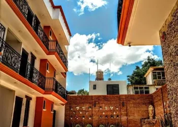 Hotel Boutique Casa de las Flores hotel thumbnail 2