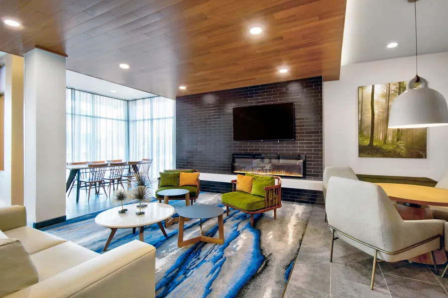 Fairfield Inn & Suites by Marriott Cincinnati North hotel detail image 6