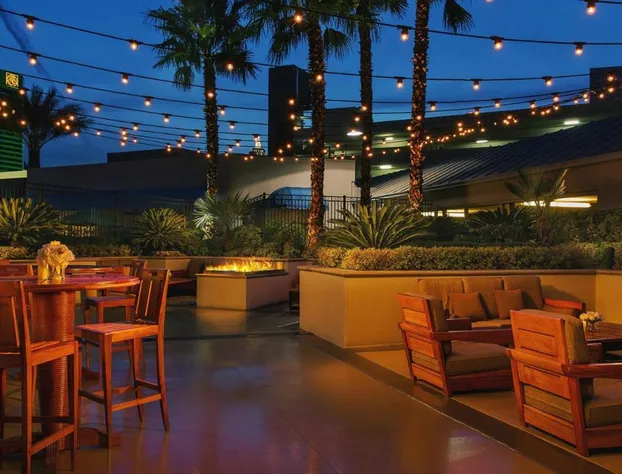 11th Floor MGM Signature 2-Bedroom Combo Strip View No Resort Fees hotel detail image 4