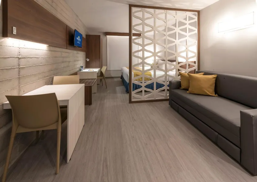Microtel Inn & Suites by Wyndham Guadalajara Sur hotel detail image 6