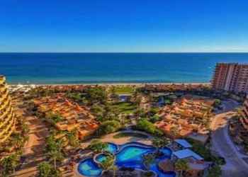 Bella Sirena Resort hotel thumbnail 4