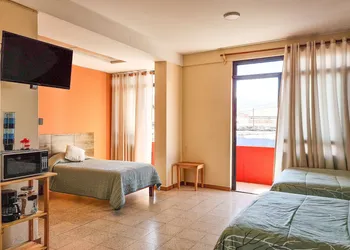 Hotel Galaxia hotel thumbnail 6