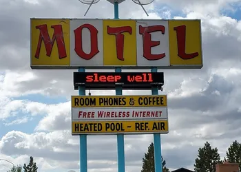 Robin Hood Motel hotel thumbnail 2