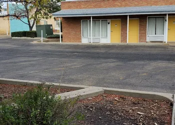 Robin Hood Motel hotel thumbnail 8