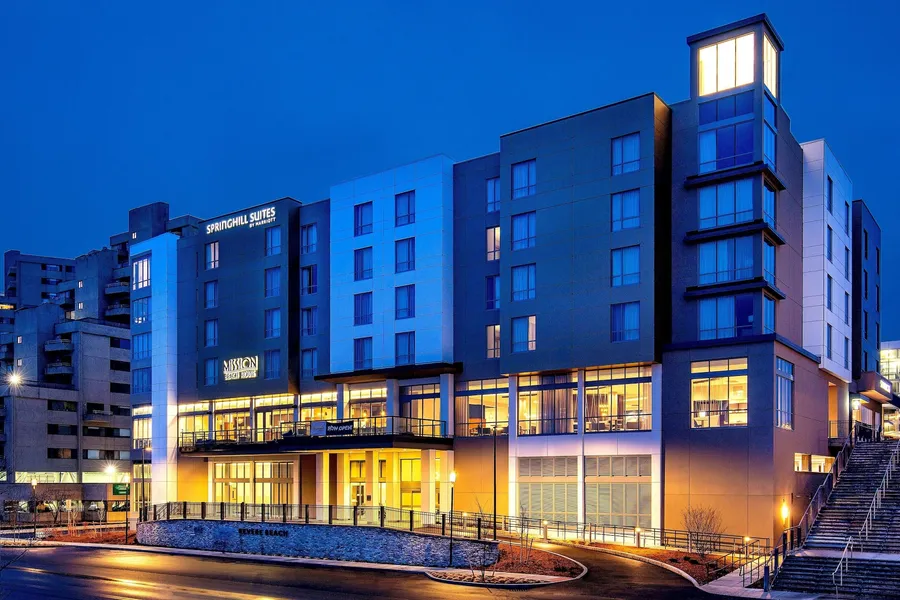 SpringHill Suites by Marriott Boston Logan Airport Revere Beach hotel detail image 2