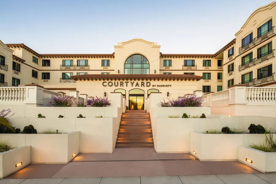 Courtyard by Marriott Santa Cruz hotel detail image 2