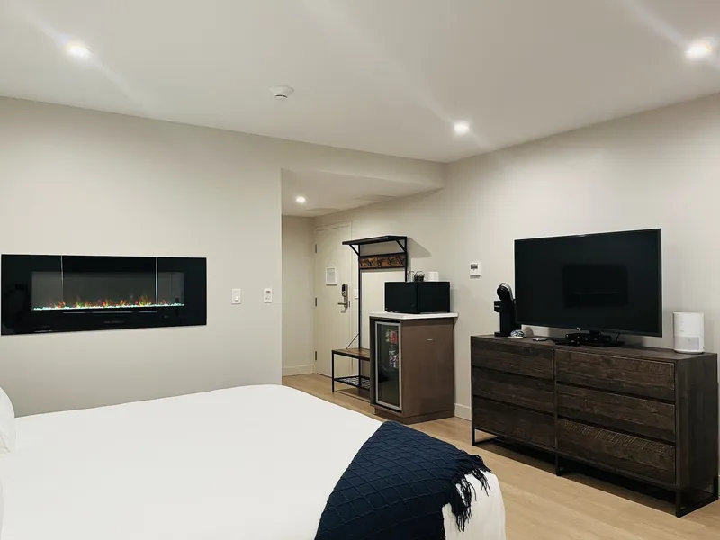 Rooms at Riveredge hotel detail image 6