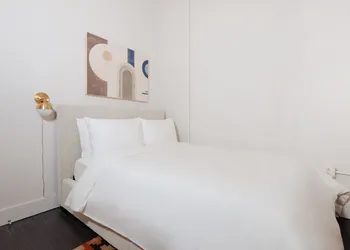 Sonder by Marriott Bonvoy The Gallier Apartments CBD hotel thumbnail 6