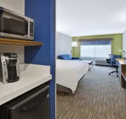 Holiday Inn Express Grand Rapids Airport North by IHG hotel detail image 7