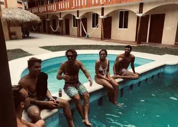 Los Amigos hotel thumbnail 2