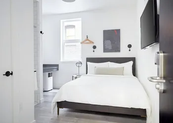 Sonder The Boylston hotel thumbnail 5