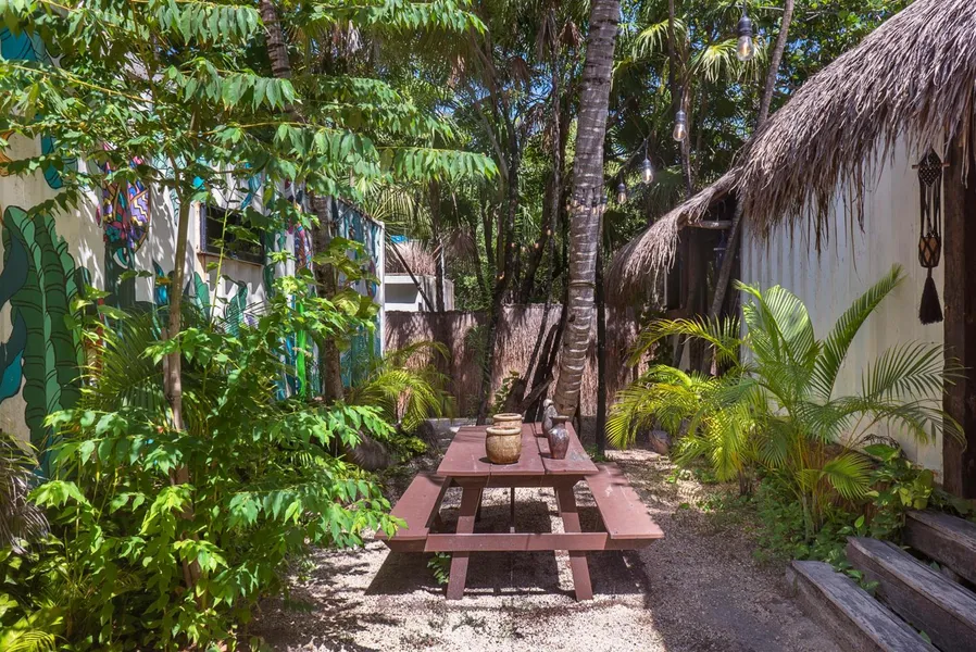 Pal Mar Glamtainer Tulum hotel detail image 2