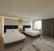 Bloom Mississauga, Tapestry Collection by Hilton hotel detail image 7