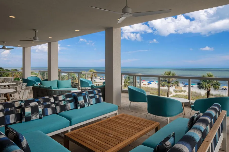 Courtyard by Marriott Myrtle Beach Oceanfront hotel detail image 6