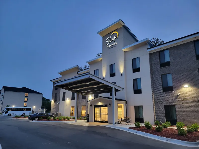 Sleep Inn & Suites - Coliseum Area hotel detail image 2