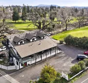 The 10th Green Inn hotel detail image 3