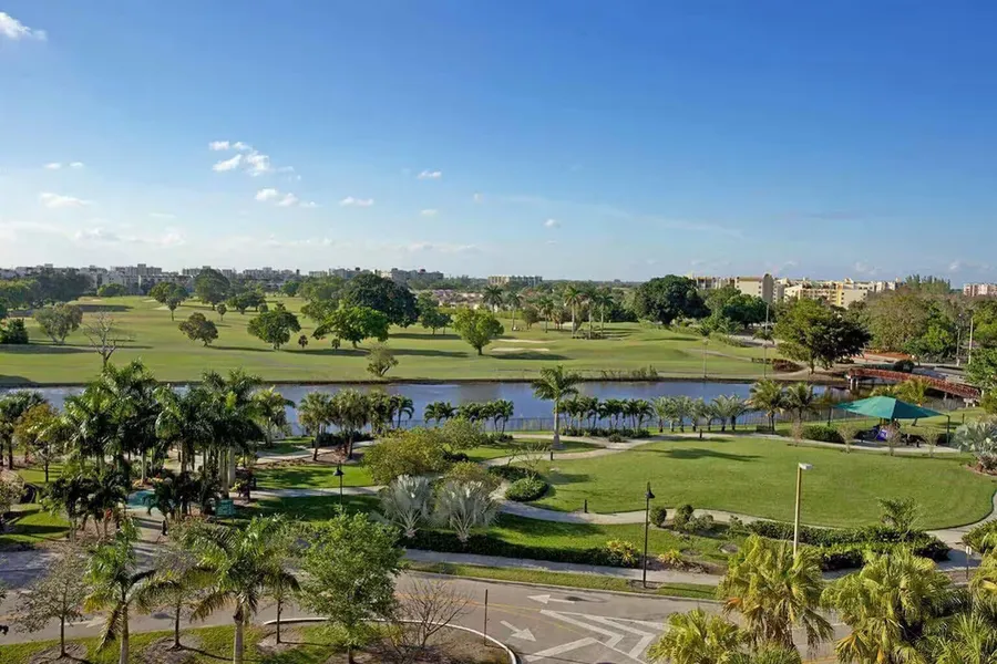 Chateau Mar Golf Resort, Trademark Collection by Wyndham hotel detail image 6