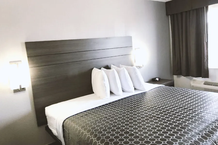 Americas Best Value Inn & Suites San Antonio Arena District hotel detail image 6