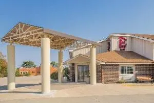 Red Roof Inn Maryville hotel detail image 2