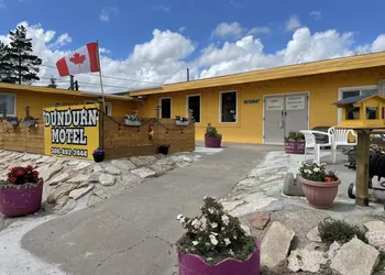 Dundurn Motel hotel thumbnail 6