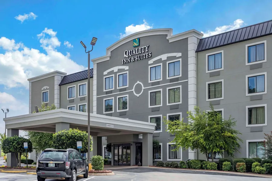 Quality Inn & Suites Chattanooga West near Lookout Mountain hotel detail image 2