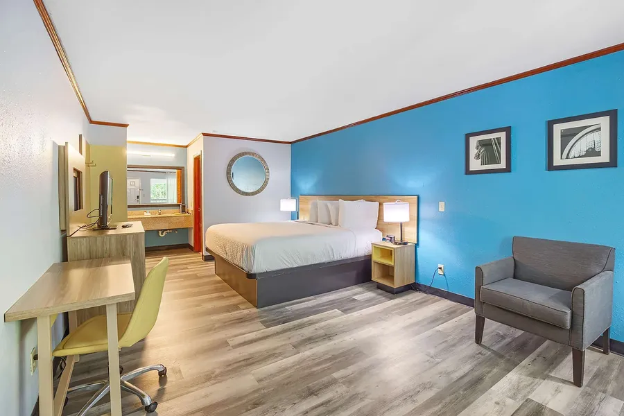 Days Inn by Wyndham Foley - North Gulf Shores hotel detail image 6
