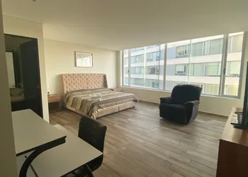 Chicago Suites WTC hotel thumbnail 6