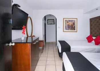 Dorada Inn hotel thumbnail 8