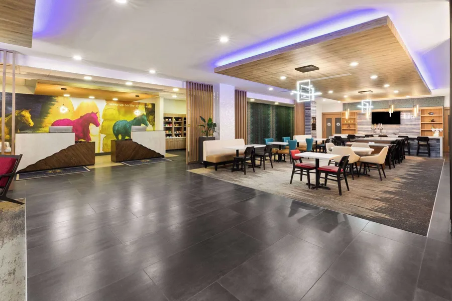 La Quinta Inn & Suites by Wyndham El Paso East Loop-375 hotel detail image 6