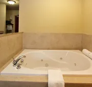 Cobblestone Inn & Suites-Fremont hotel detail image 3