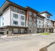Holiday Inn Express Kansas City North – Parkville by IHG hotel detail image 7