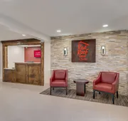 Red Roof Inn & Suites Newport – Middletown, RI hotel detail image 7