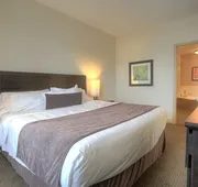 Grand Suites Grand Okanagan by KelownaGo hotel detail image 5