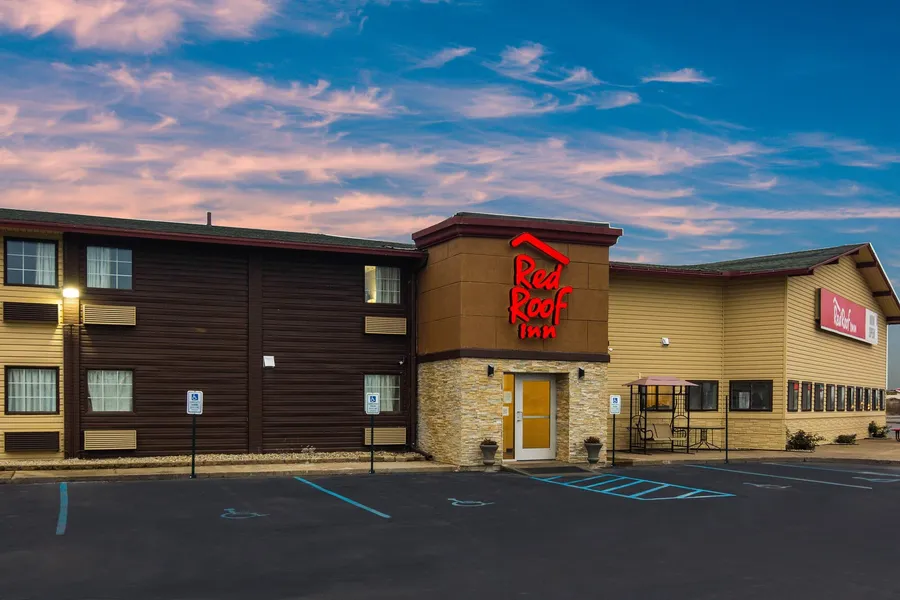 Red Roof Inn Perrysburg hotel detail image 6