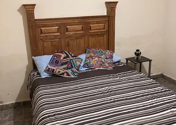 Habitaciones Lozano hotel thumbnail 4