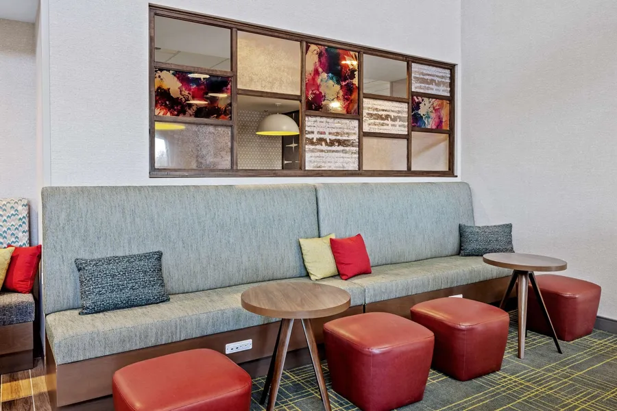 Hampton Inn & Suites Cincinnati West hotel detail image 6