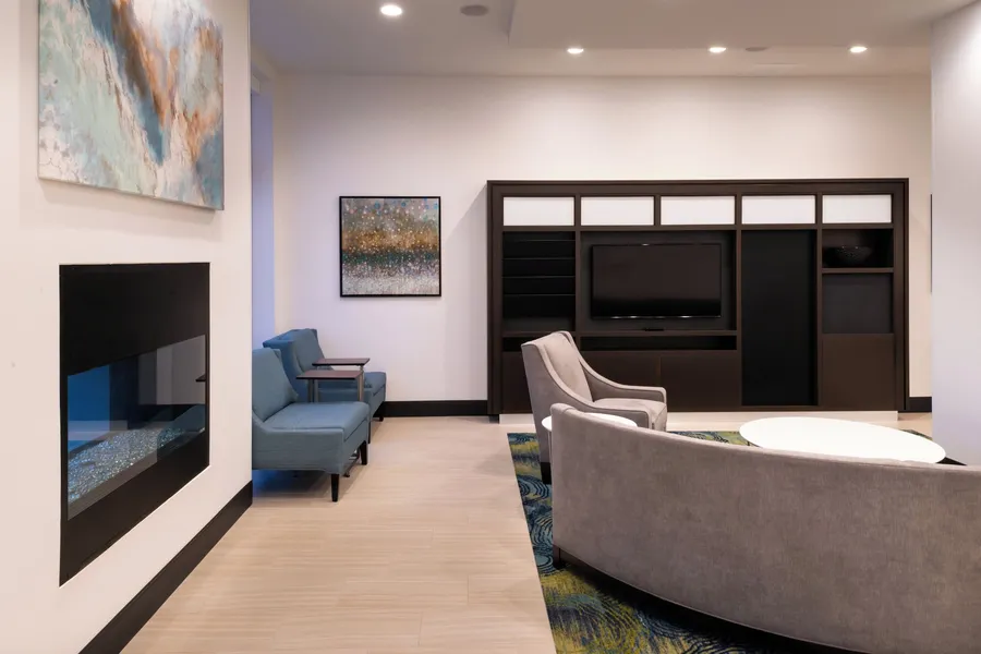 Holiday Inn Hotel & Suites Farmington Hills - Detroit NW by IHG hotel detail image 6