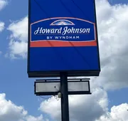 Howard Johnson by Wyndham Clarksville Tennessee hotel detail image 3