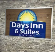 Days Inn & Suites by Wyndham Williamsburg IA North hotel detail image 5