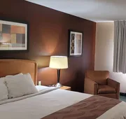 Travelodge by Wyndham Fargo West Acres hotel detail image 4