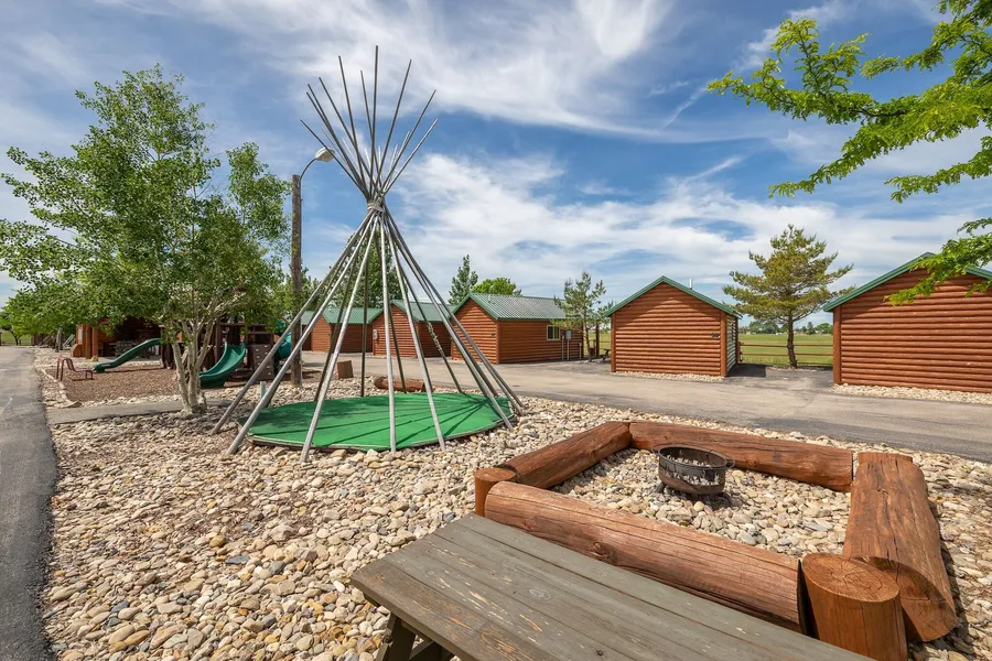 Badlands Frontier Cabins hotel detail image 2