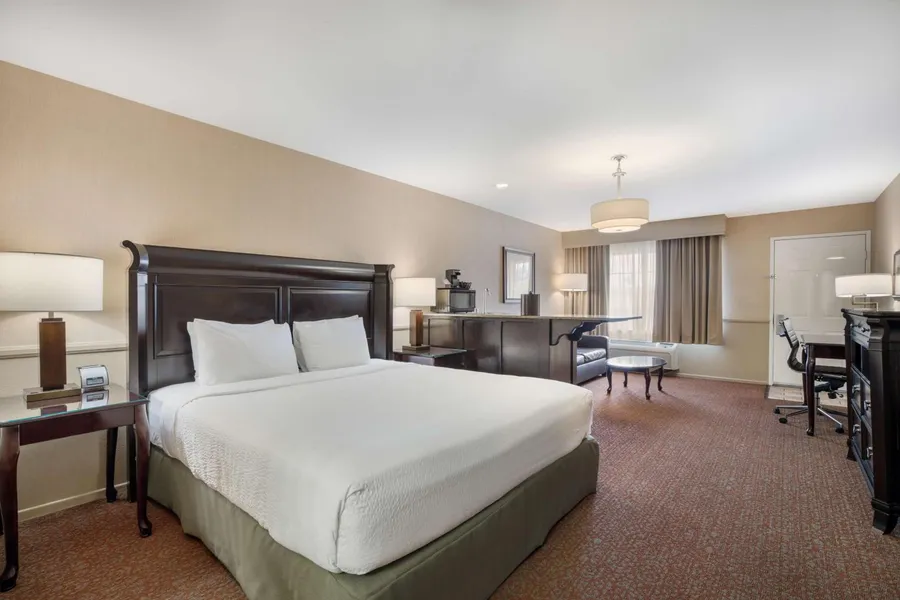 Best Western Corona Hotel & Suites hotel detail image 2
