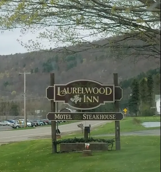 Laurelwood Inn and Steakhouse hotel detail image 2